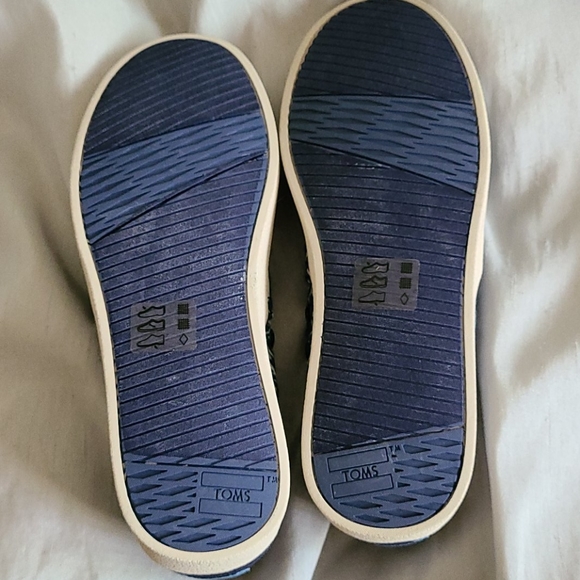 TOMS Avalon Blue Batik Textile Size 5 Women's - Picture 5 of 10
